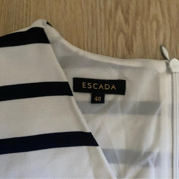 Escada Striped Dress Size 40 Bodycon Viscose Knit Corporate Chic - Picture 7 of 15